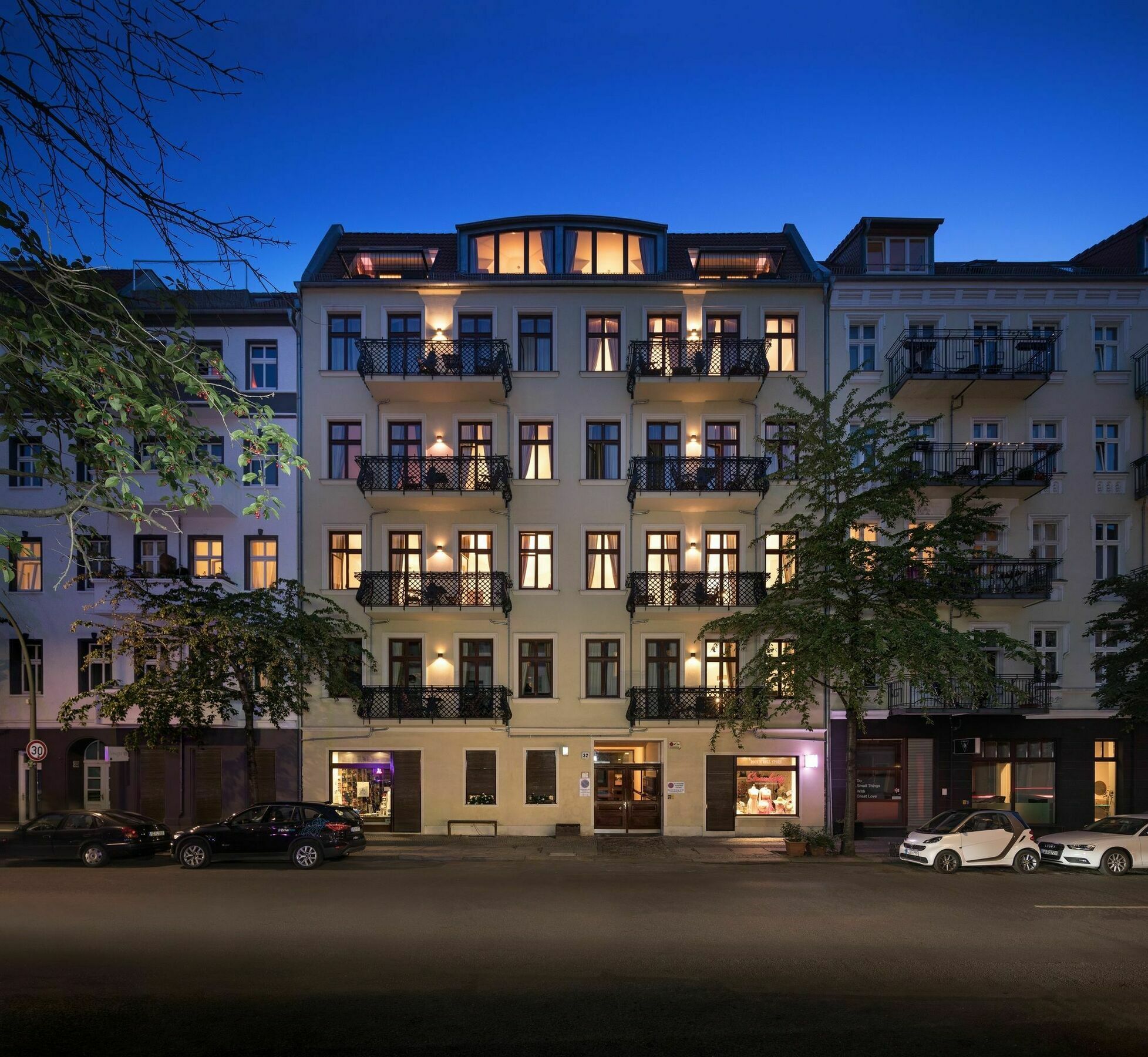 Luxoise Apartments Berlin Friedrichshain Buitenkant foto